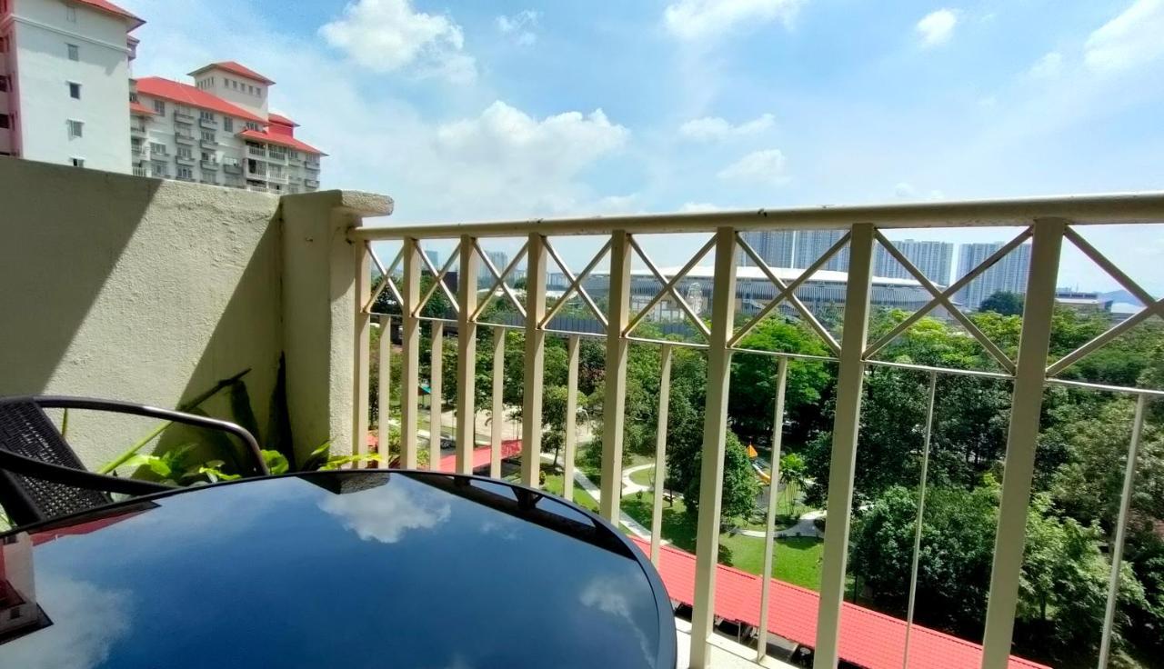 Apartment Next To Axiata Arena, Stadium Bukit Jalil Kuala Lumpur Exterior photo